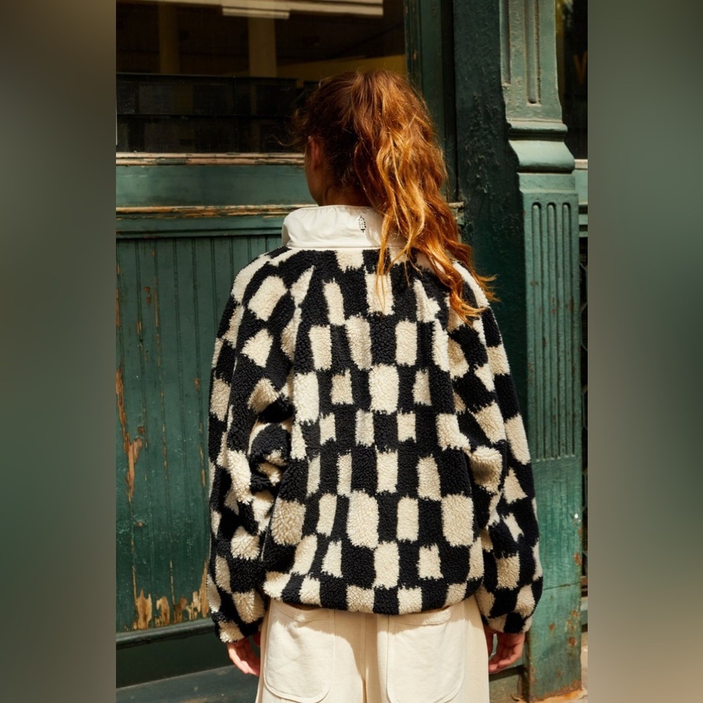 COPY - Free People Hit The Slopes Printed Fleece Jacket - Picture 5 of 9